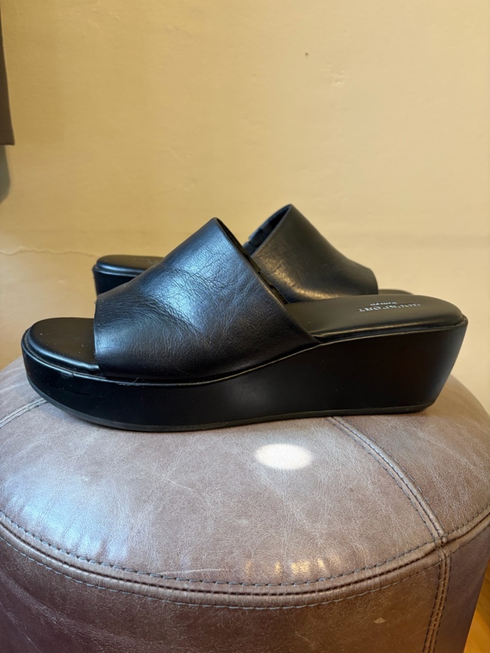 Rockport Aubriella Black Leather Wedge Slide Sandals - Women's